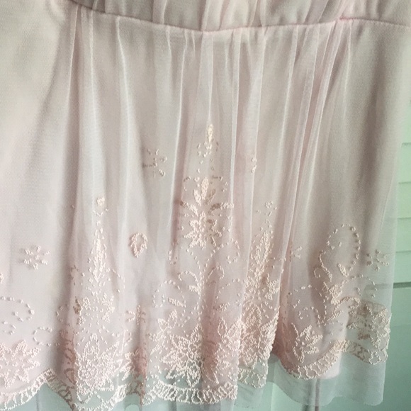 Pink Beaded Tank Top | K-Mode - Picture 2 of 4